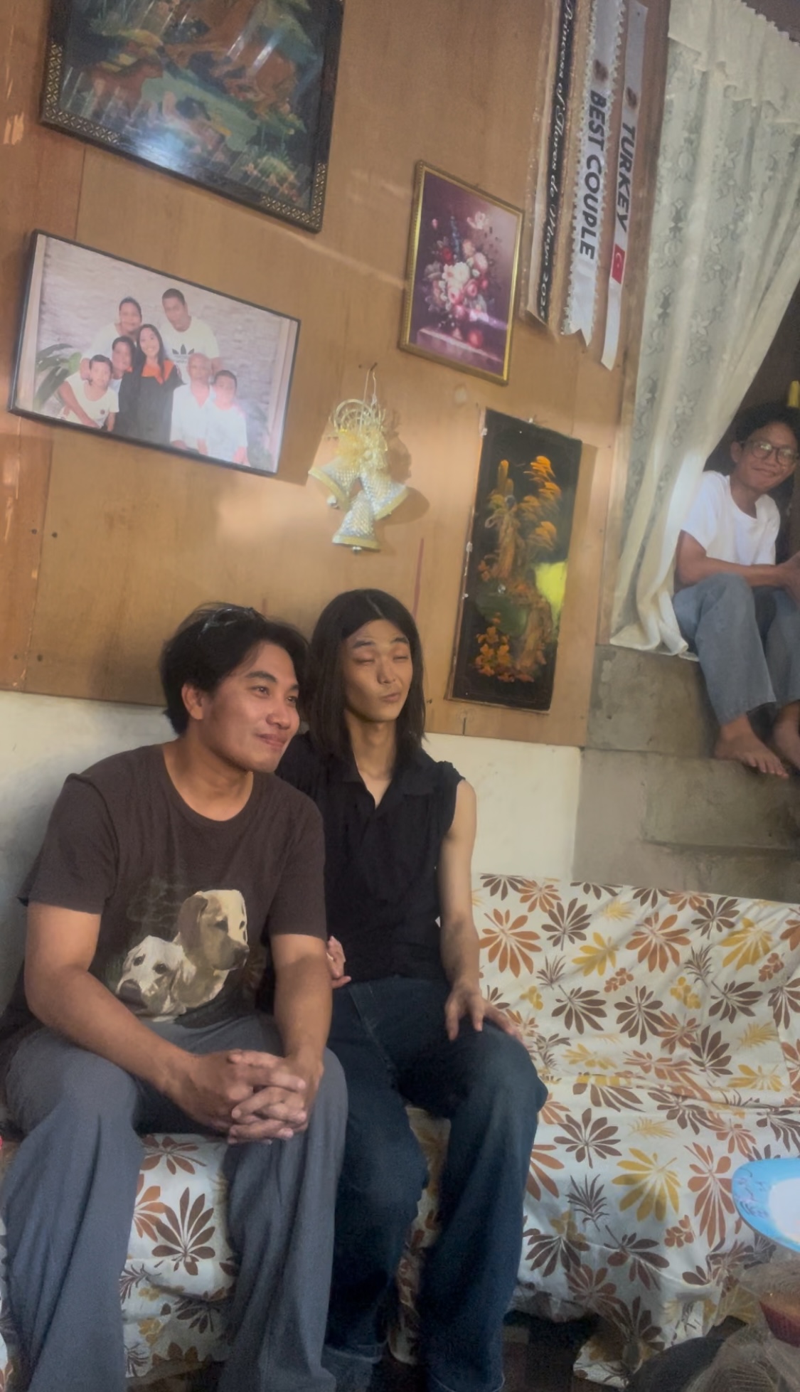 Photo with a Cebu Local Who Looked Surprisingly Japanese